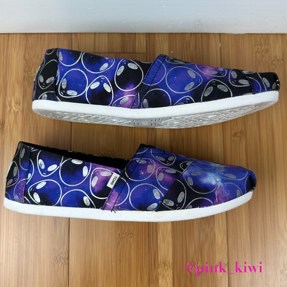 Toms Women’s Alpargata Alien Shoes - Picture 6 of 17